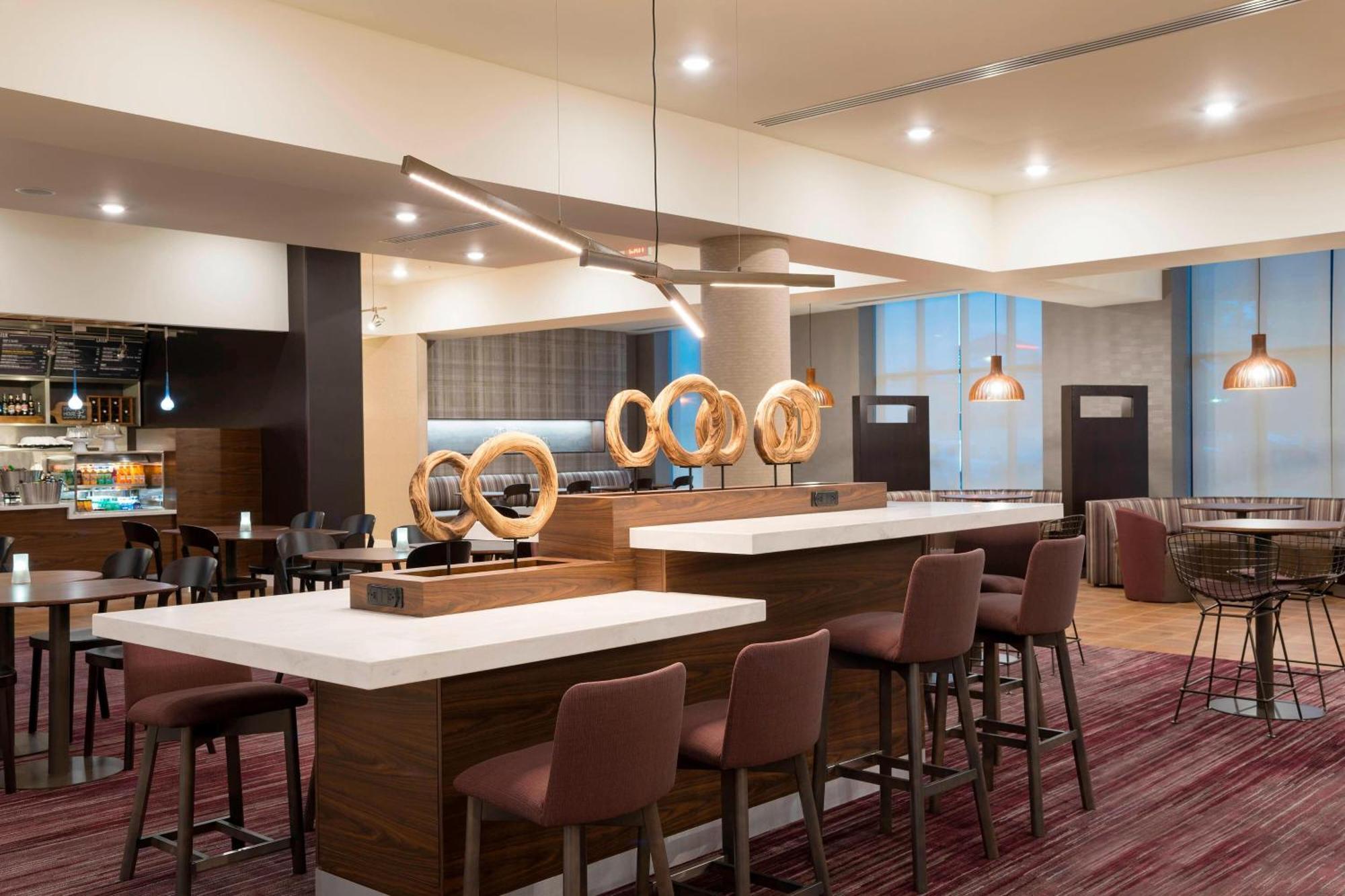 Courtyard By Marriott Mt. Pleasant At Central Michigan University Mount Pleasant Dış mekan fotoğraf