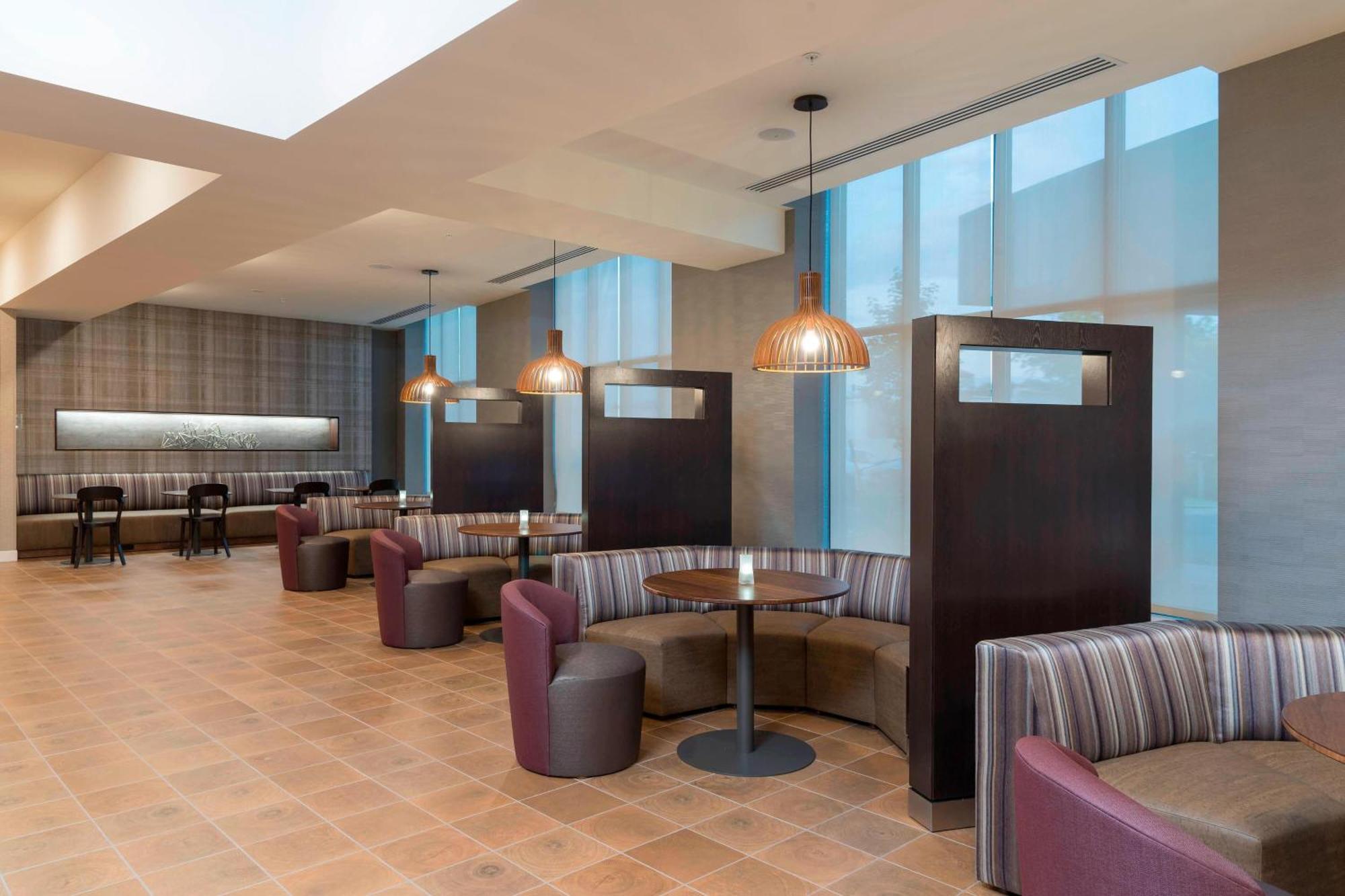 Courtyard By Marriott Mt. Pleasant At Central Michigan University Mount Pleasant Dış mekan fotoğraf