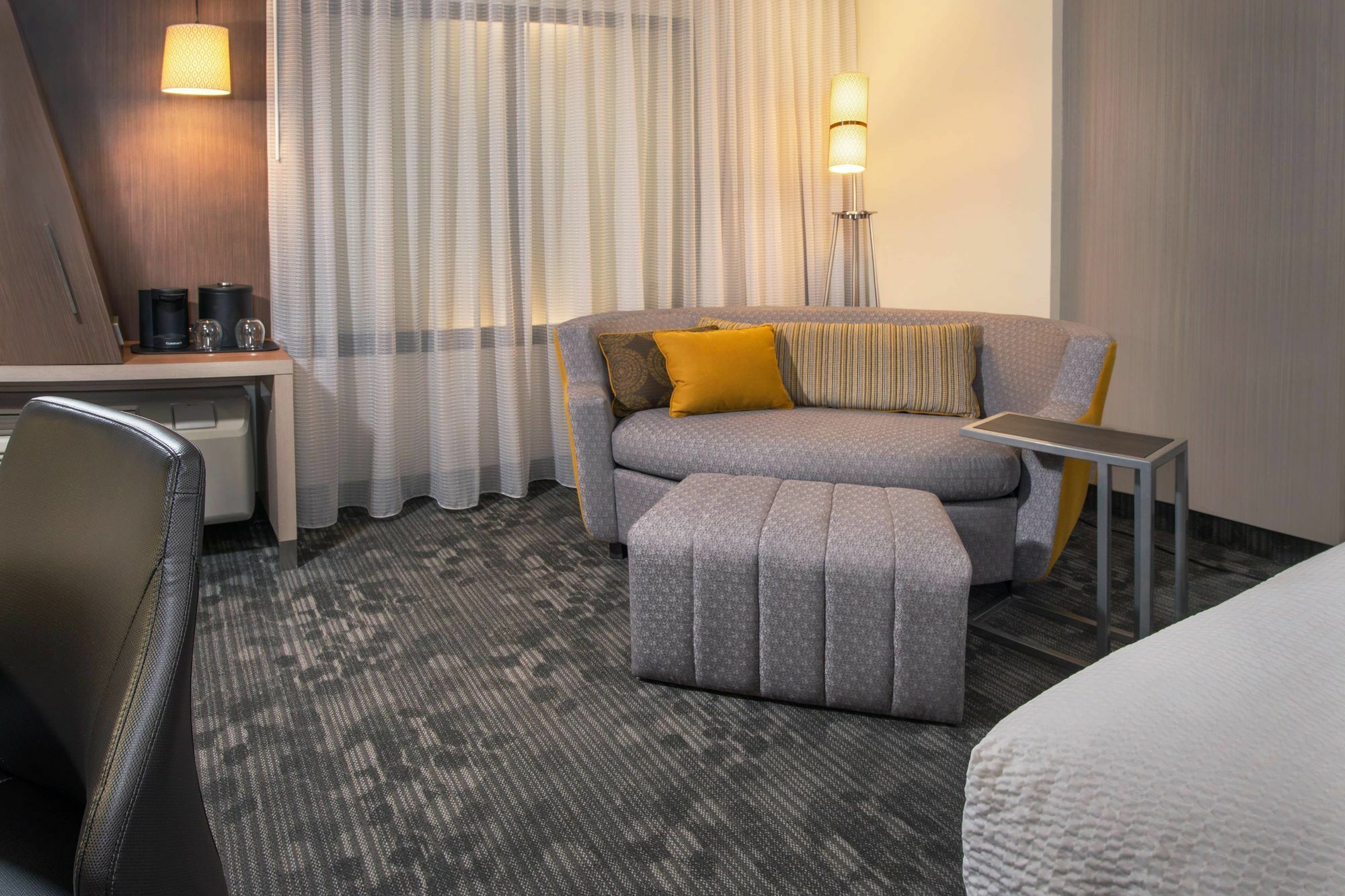 Courtyard By Marriott Mt. Pleasant At Central Michigan University Mount Pleasant Dış mekan fotoğraf